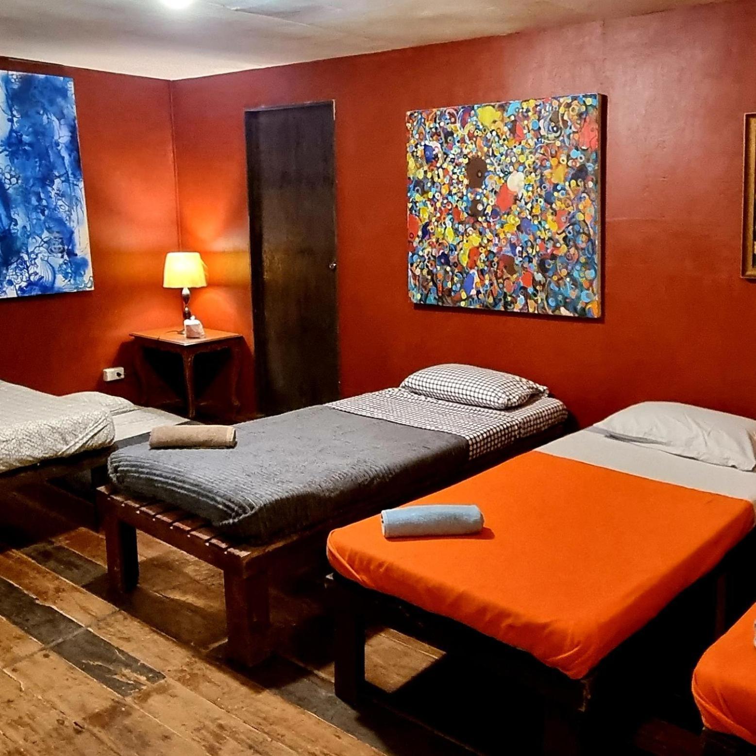 Marius B&B & Hostel Silang Bagian luar foto