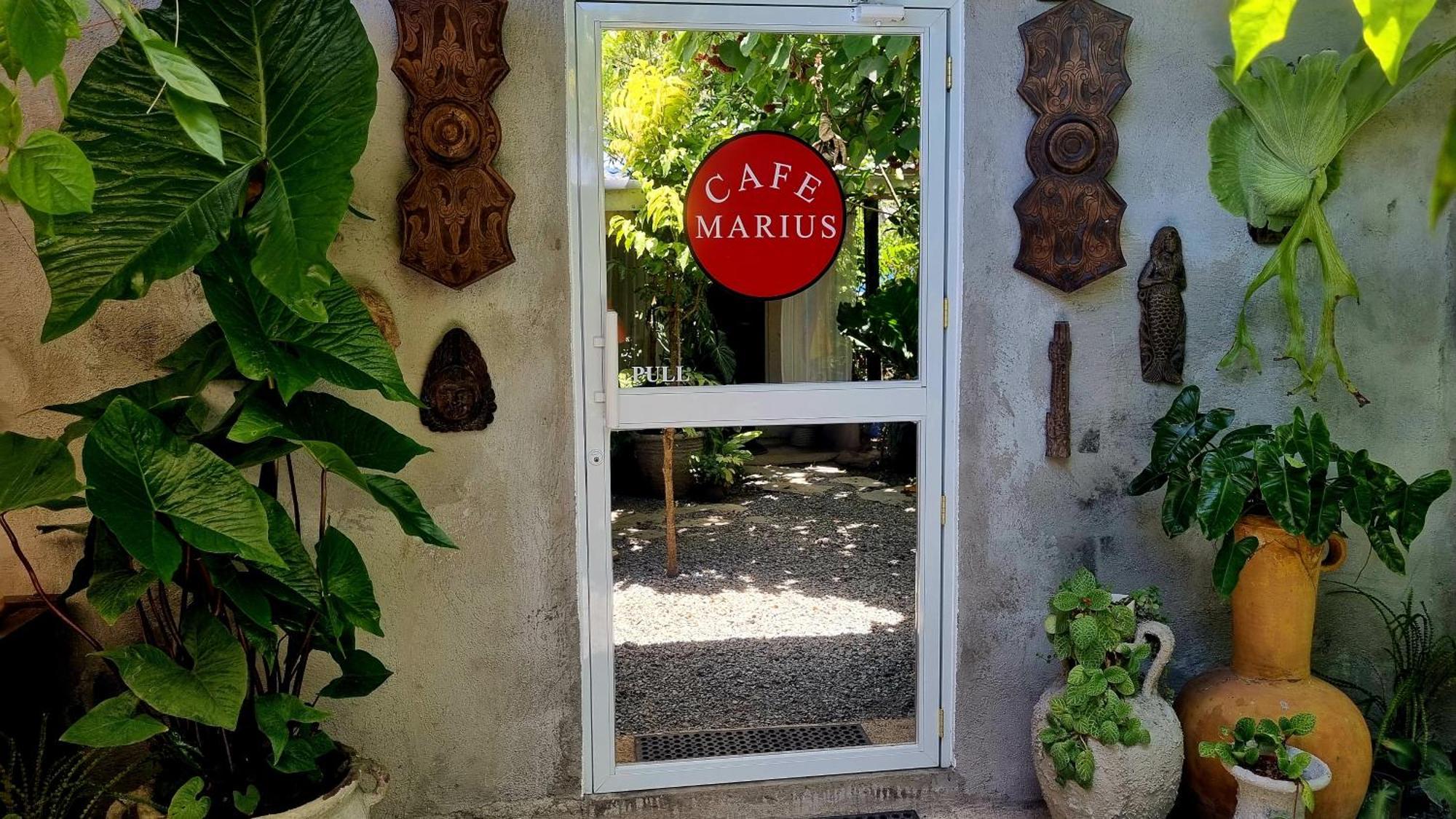 Marius B&B & Hostel Silang Bagian luar foto
