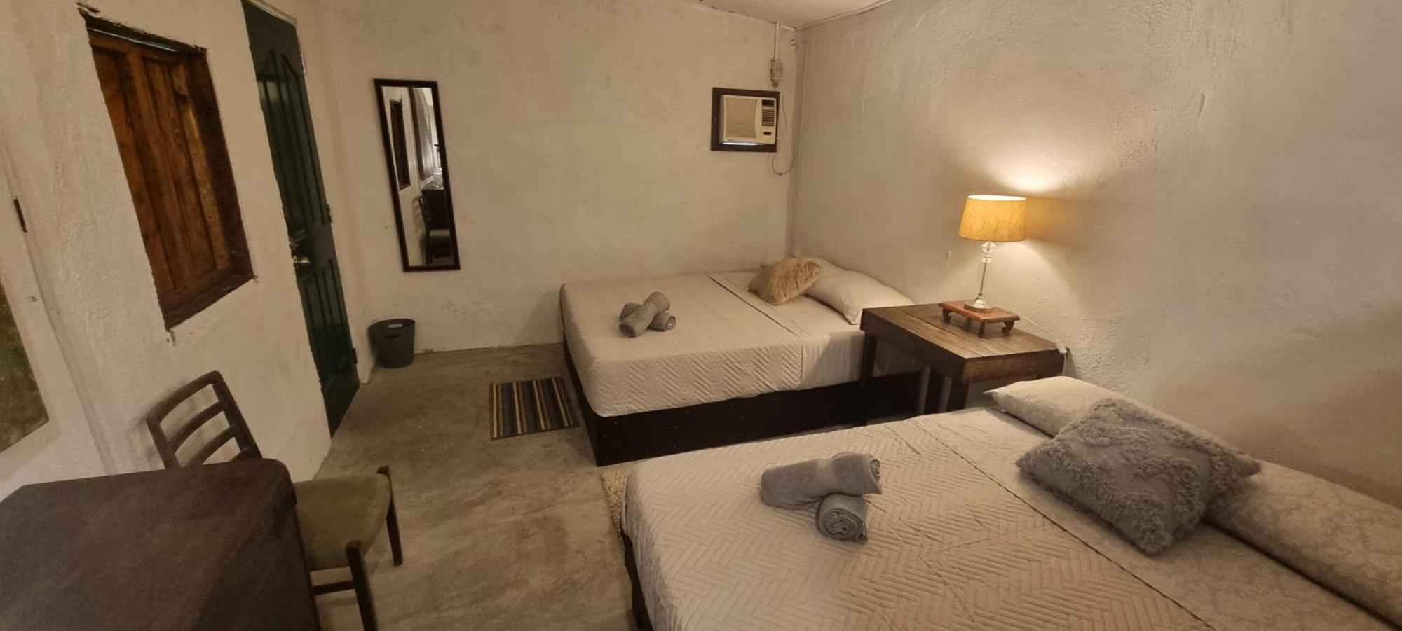 Marius B&B & Hostel Silang Bagian luar foto