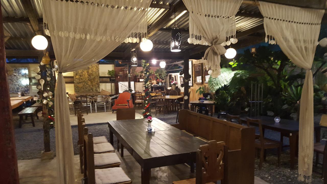 Marius B&B & Hostel Silang Bagian luar foto