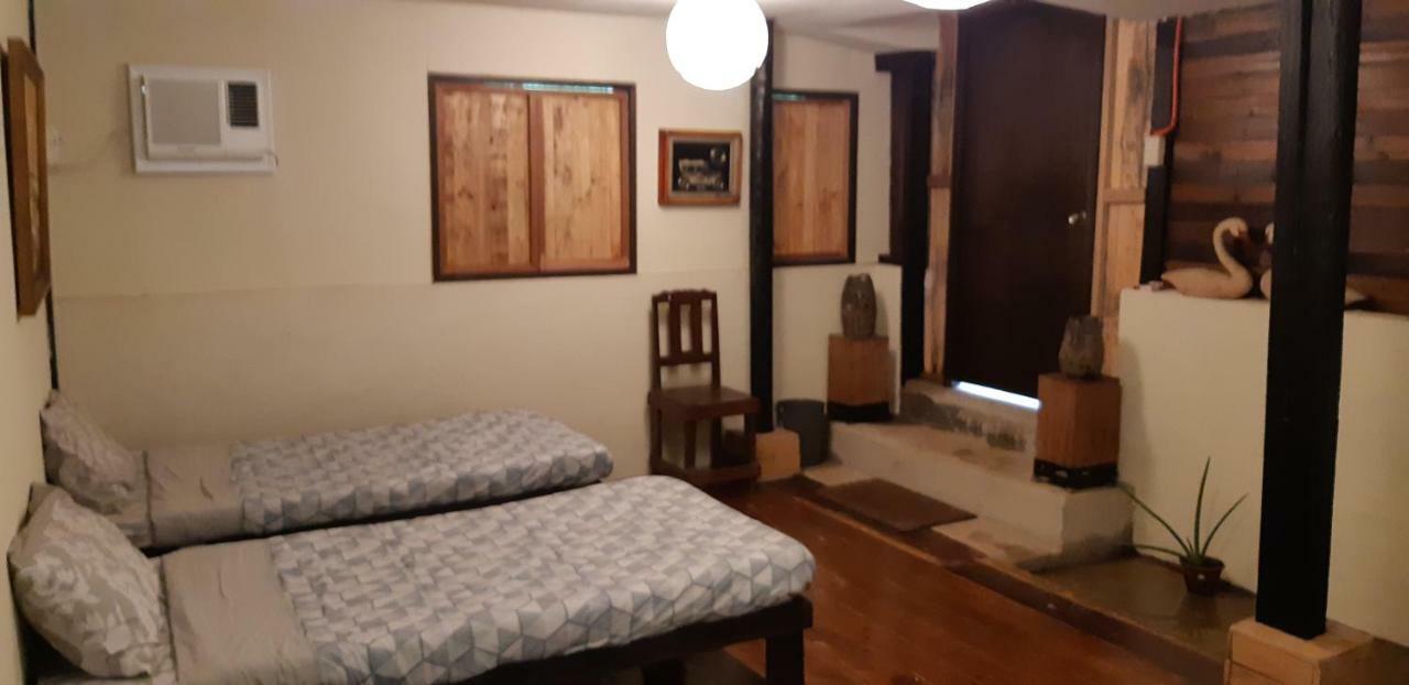 Marius B&B & Hostel Silang Bagian luar foto