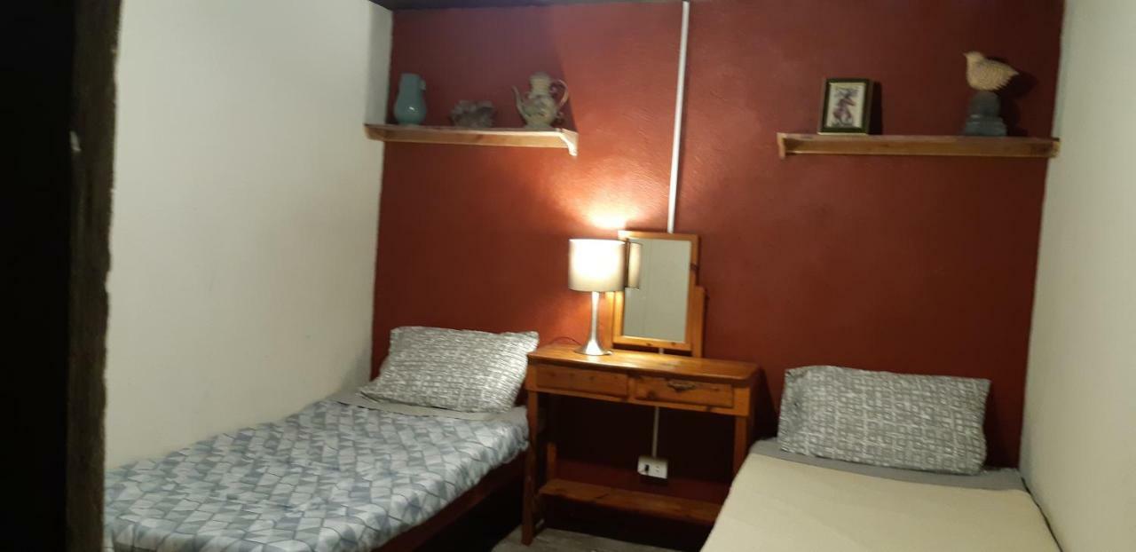 Marius B&B & Hostel Silang Bagian luar foto